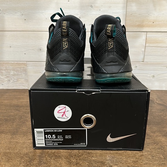 Lebron 13 Low Black Metallic Gold Anthracite - Picture 4 of 6